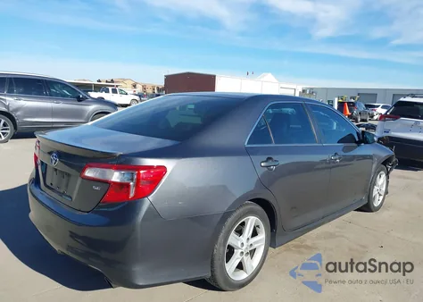 2012 Toyota Camry Se z USA, uszkodzony, nr VIN 4T1BF1FK4CU182834
